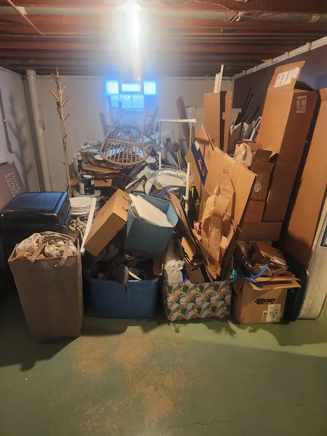 Roll-off dumpster container at job site for Construction Dumpster Rental in Ewa Gentry